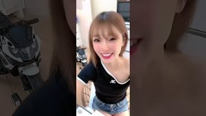 【TikTok】ムネチラ〜🤍