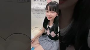 某配信アプリ　アイドル　パンチラ
