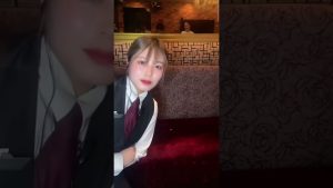 【インスタライブ】キャバ嬢たちのパンチラ🫶